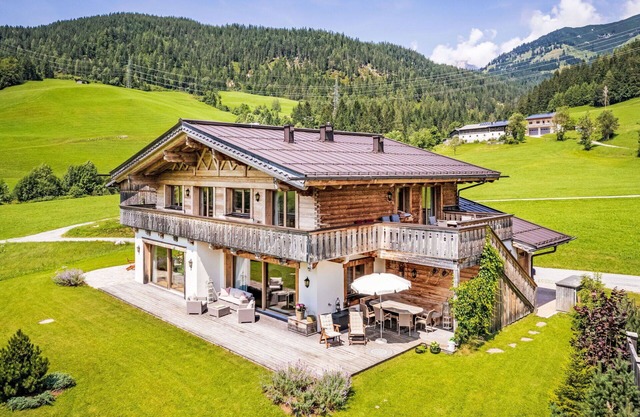 Nice apartment for 10 people with WIFI, TV, balcony and panoramic view