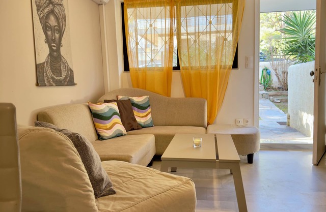 n2' from Beach - Cozy & Renovated Maisonette