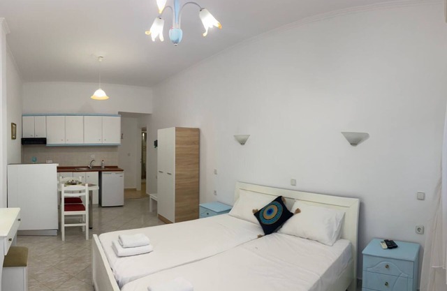 n3.5min away from Parga Nice sea view We welcome you to a cozy and friendly stay