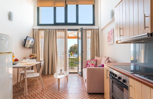 Naftilos Residences I