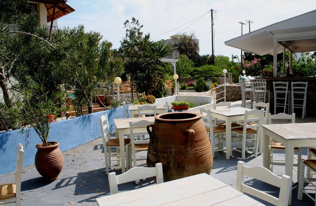 Naiades Almiros River Hotel