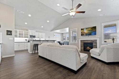 Nampa Gem Near Lake, Dining & Downtown Fun