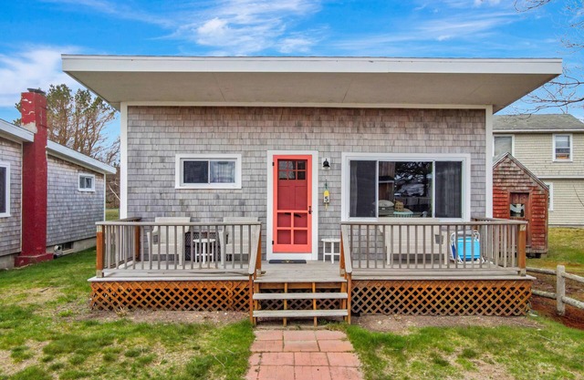 Nancy Cottage - Spacious retreat on Popham Beach with A/C!