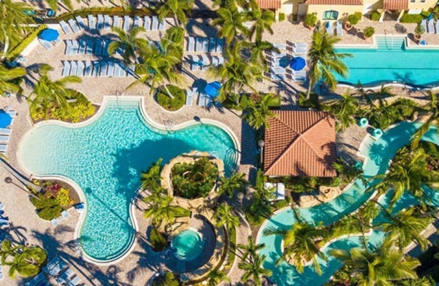 Naples Bay Resort 2 Bedroom Villa. Minutes from the beach!