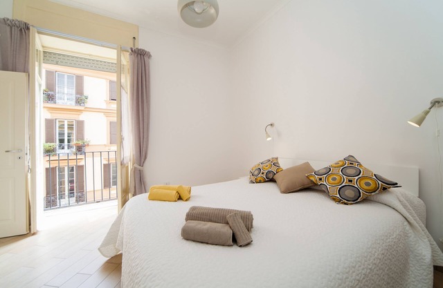 Napoli Centro Suite - Amazing Apartmet in the City Centre | Duomo Area