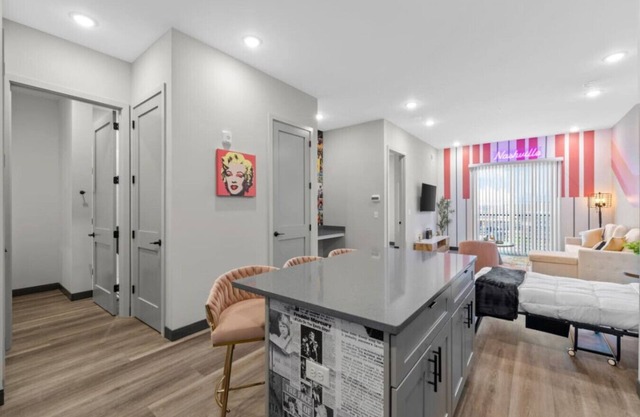 Nashville Getaway for 6! 2BR, Free Wifi
