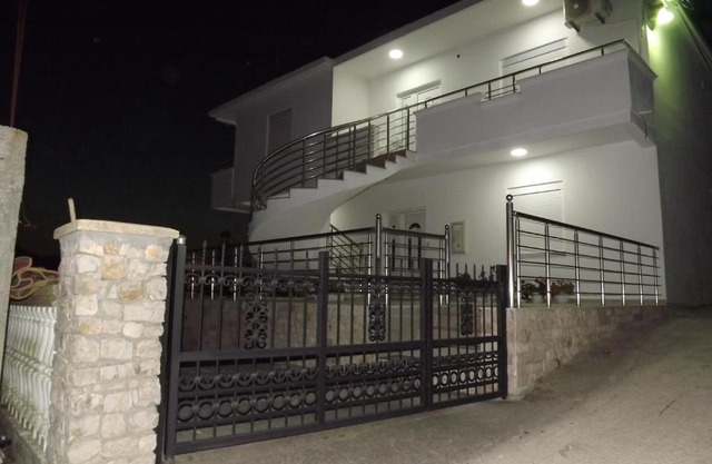Nasradini Guesthouse