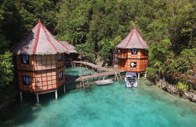 Native Cottage in a Private Lagoon near Sohoton Room L2