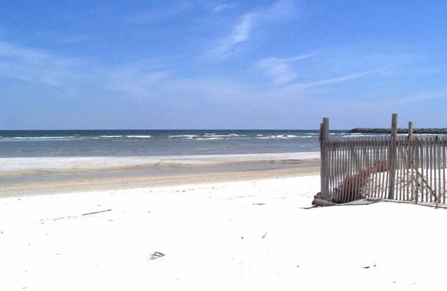 Natural High-Amazing Beach Getaway-Privacy, Easy Access, Kayaking, Boating