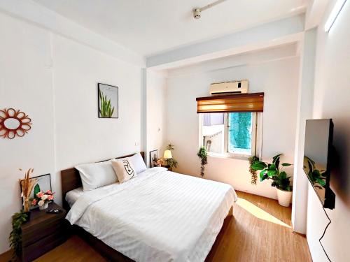 Navahome Đào Tấn