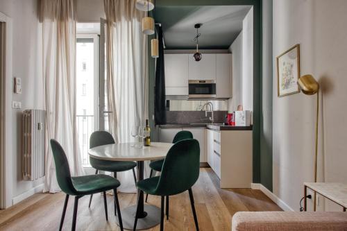 Navigli & Darsena - Lovely Apartment