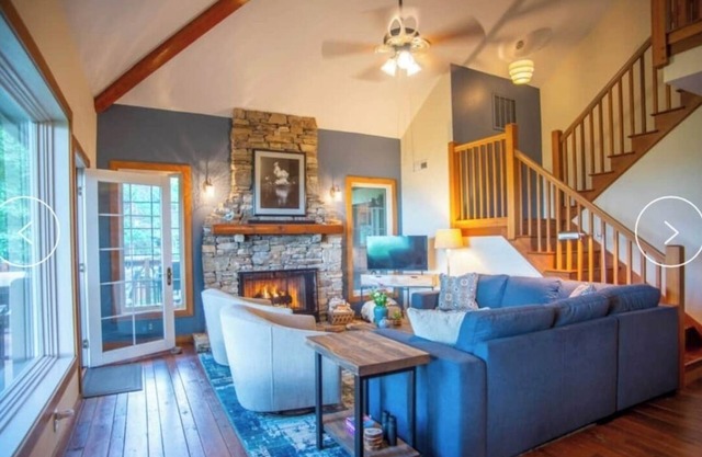 NC Blueridge Mountain Air retreat close to Asheville & Burnsville