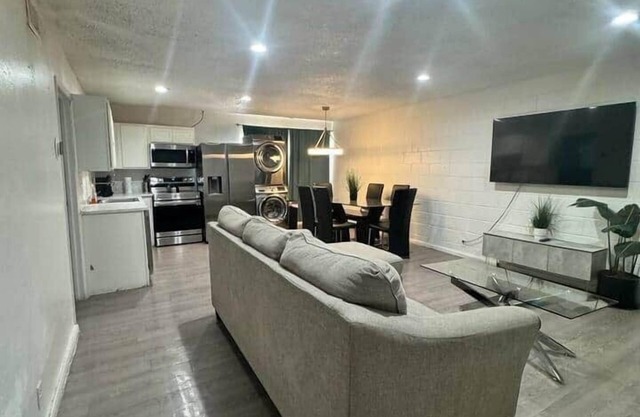 Near Fremont | 3 beds, 2 bedroom, 2 baths