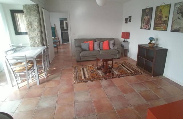 Near Nice, T2 in Villa, swimming pool and parking