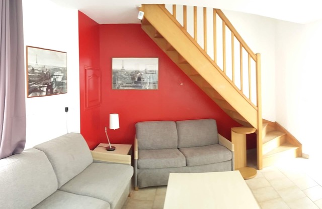Near Senlis, whole house with 2 bedrooms, between Asterix and Disneyland, 4p.