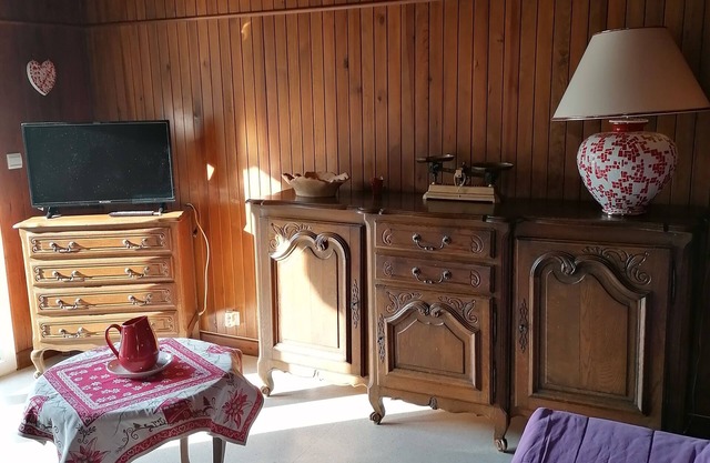 Near thermal baths and beach, 2-room apartment for rent in 2* chalet