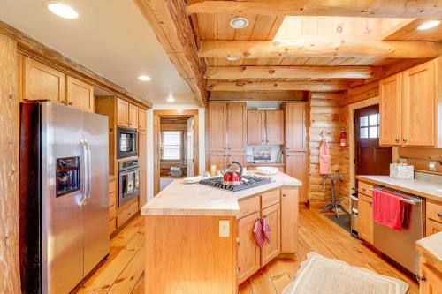 Near Trails, Lakes and Slopes Cabin in Walpole!