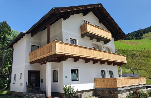 Neat apartment with a sunny balcony
