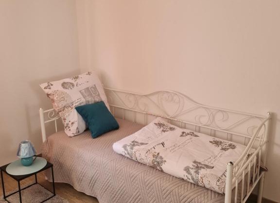 Nettes Gästezimmer nähe Sindelfingen / Stuttgart / Schwarzwaldrand