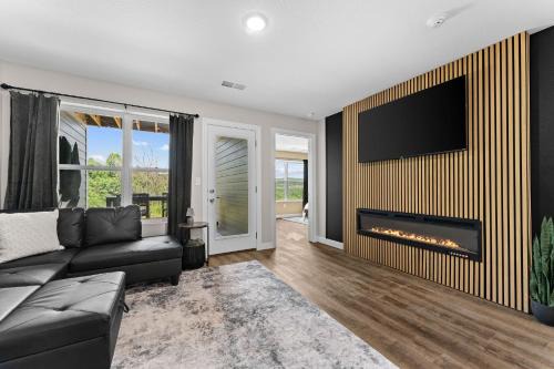 New 3BR Condo Near Branson Strip and Pool