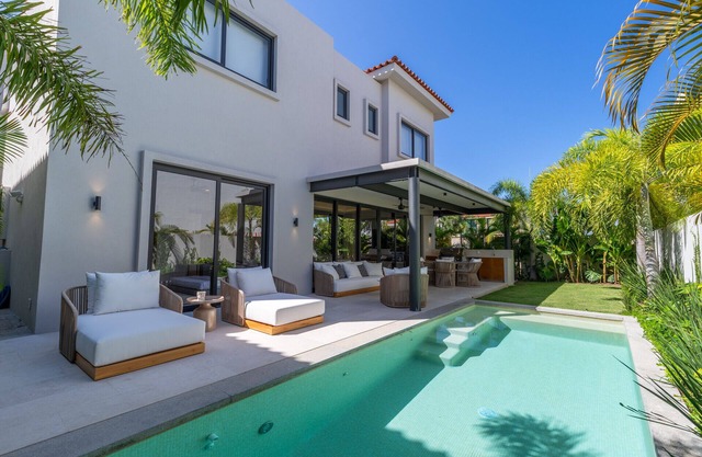 New 4bed/5bath Luxury Villa+Private Pool! el Tigre