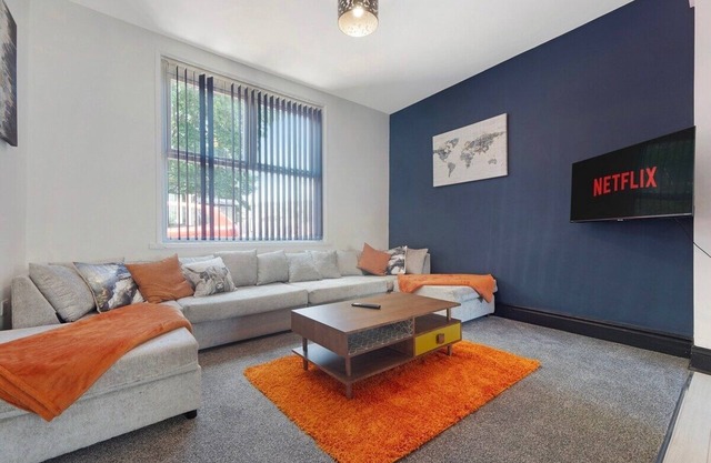 New 4BR in Station Road