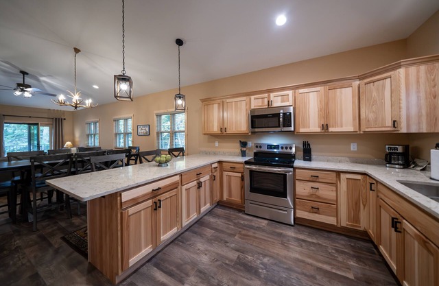 New! 4BR Lake Namakagon Cabin - Sleeps 16 - Lakefront w/boat access