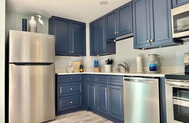 NEW Beachside Wells Beach Condo with Pool