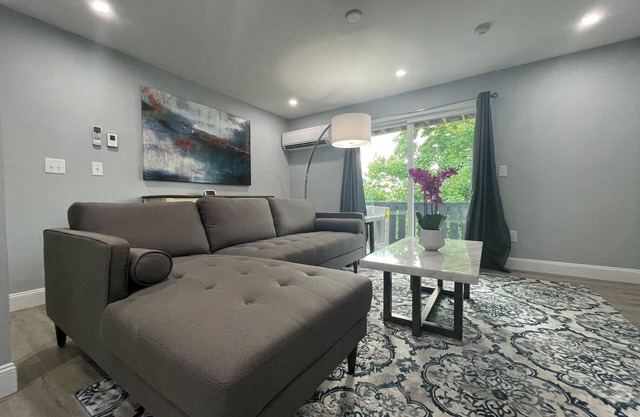 NEW Beautiful 2BD Condo near Hospitals | HBHS