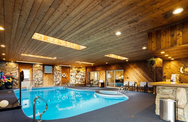 New! Bensenville Hidden Haven - Pool/Arcade/Sauna