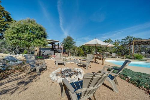 New Braunfels Home with Pool 2 Mi to Guadalupe River