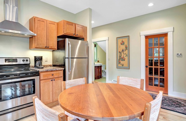New! Charming 1BR Hideaway in Hartland VT!