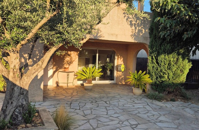 NEW- cosy family home