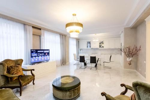 NEW-Downtown Apartment lll