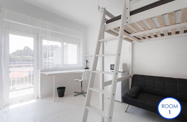 New! Entire Apartment of 6 bedrooms, near Metro