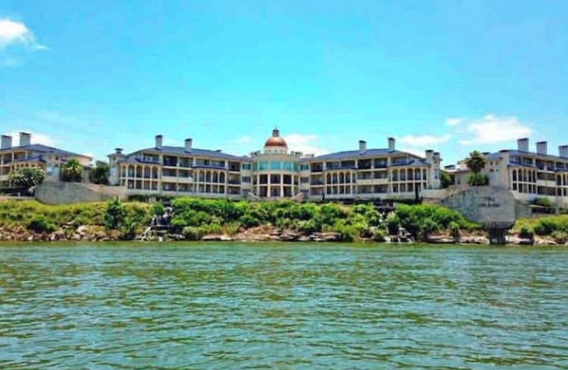 NEW! Escape @ Lake Travis with Indoor Heated Pool