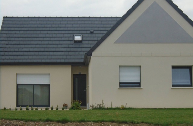 new house near Péronne and the duc souvenir circuit in a rural setting