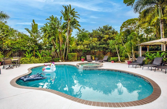 NEW! Htd Pool, Spa, Firepit 3 Kings Chef Kitchen