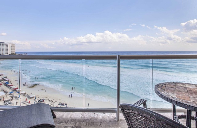 NEW LISTING! Beachfront Condo in Cancun´s Heart. Be the first to review!