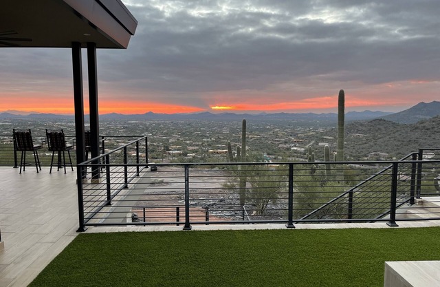 NEW Luxurious Mountain Home with Stunning Views—5 min to Wild West of Cave Creek