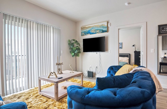 NEW Luxurious, Spacious 2 bd GATED community
