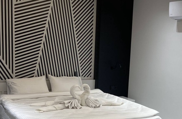 New luxury Villas with 5 min walk from blue flag seaside.