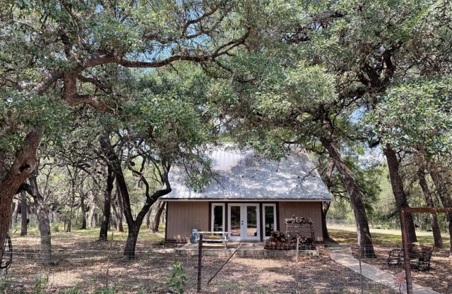 NEW - Quiet Country House in Leakey