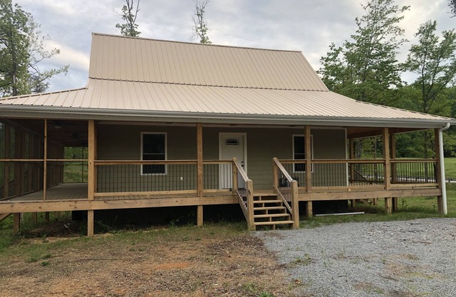 New Rustic Home Near State Dock