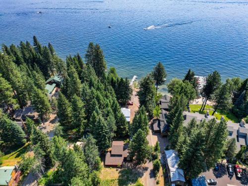 New! Sanctuary at Payette Lake - remodeled - close to town - pet friendly