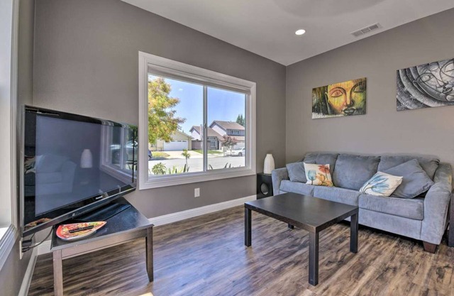 NEW! Sleek & Modern Bay Area Apartment w/Patio!