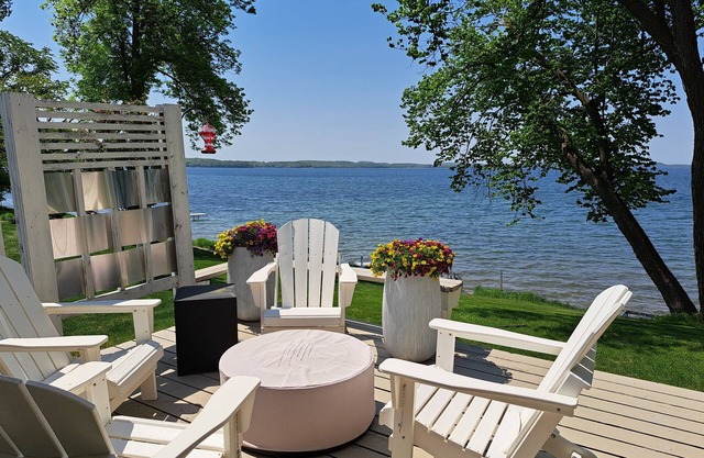 NEW! Sunset Cottage - Lake Lida