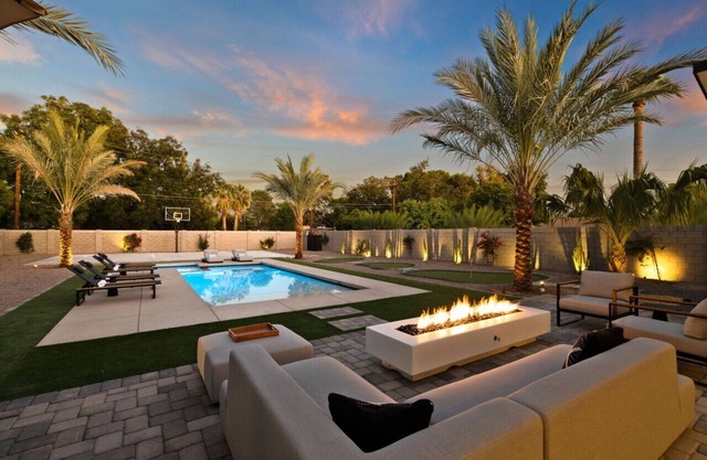 NEW! The Laurel Of Phoenix III - Modern Luxury