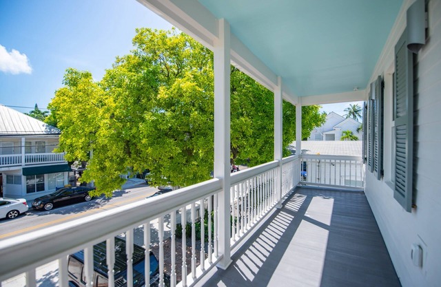 NEW The Rigby House - Pvt Pool Amazing Location