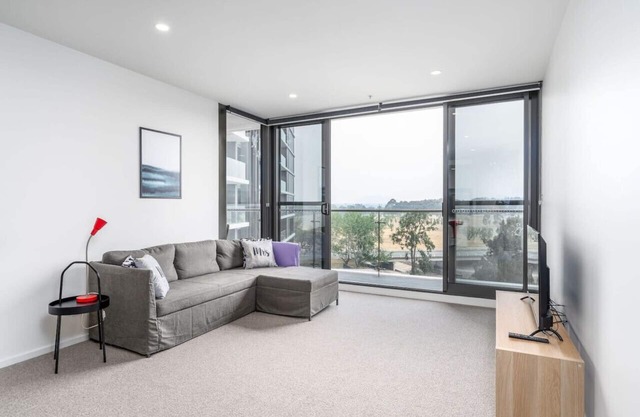 New to VRBO: Stylish Phillip Apartment with Gym & Pool
